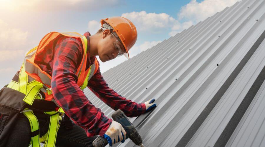 Professional Emergency Roof Repairs services in Middlebourne, WV